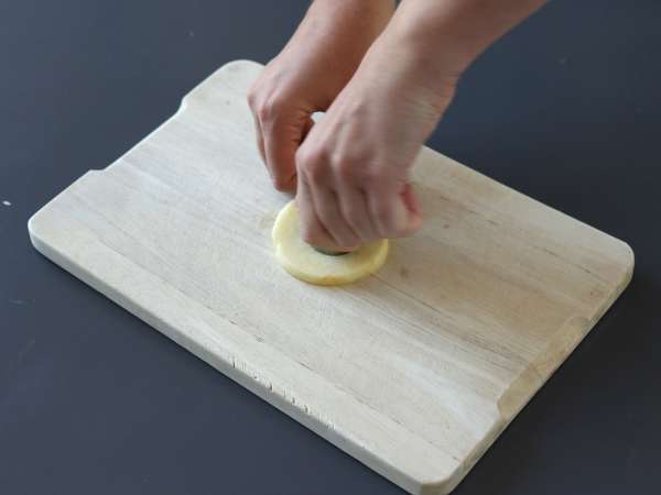 Şeker ilavesiz elmalı krep - Hazırlık adım 4