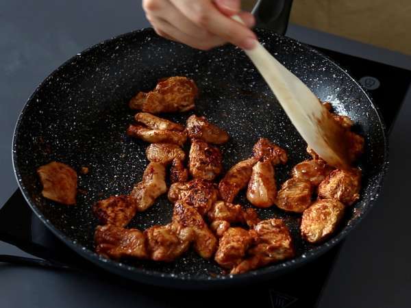 Tereyağlı tavuk, tavuklu mükemmel bir Hint yemeği! - Hazırlık adım 5