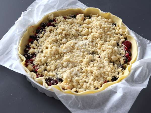 Ekspres kırmızı meyveli crumble tart - Hazırlık adım 4