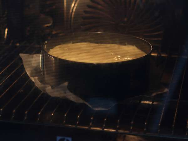 Yapması süper kolay, hamur işi olmayan lezzetli cheesecake! - Hazırlık adım 5