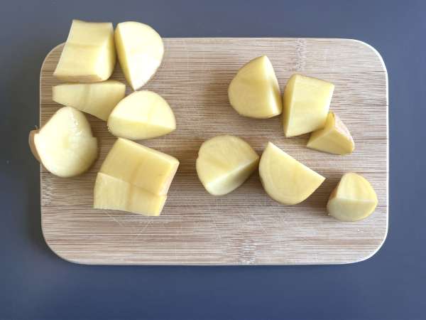 Fırında kızarmış patates, klasik ve kolay tarif - Hazırlık adım 1