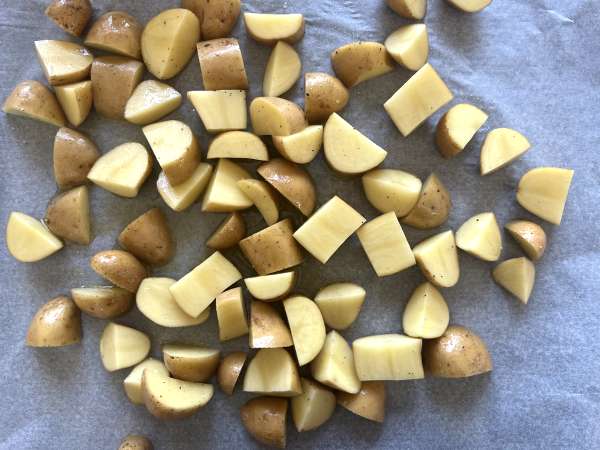 Fırında kızarmış patates, klasik ve kolay tarif - Hazırlık adım 3