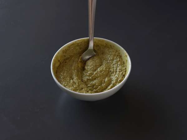 Pesto ve fromage frais ile 4 malzemeli kolay tuzlu New York rulosu - Hazırlık adım 7