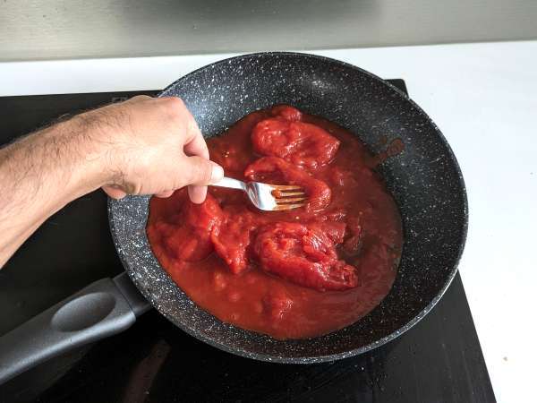 Pasta all'amatriciana, adım adım açıklanan geleneksel tarif - Hazırlık adım 5