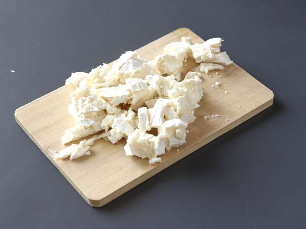 Pastırma, keçi peyniri ve cevizli kek - Hazırlık adım 2