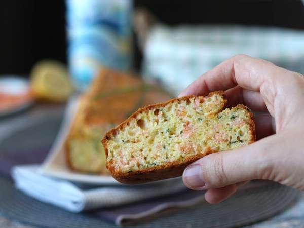 Somon füme, limonlu ve frenk soğanlı kek - Hazırlık adım 7