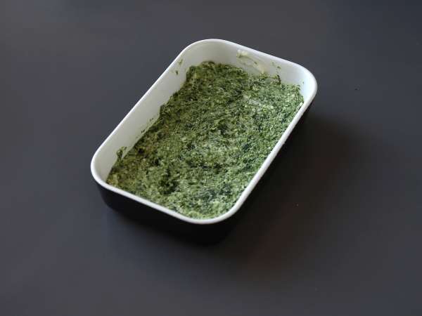 Ekstra eriyen ricotta ve ıspanaklı lazanya - Hazırlık adım 8