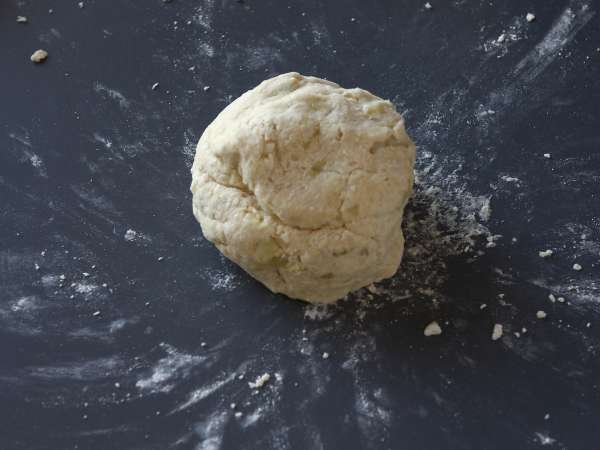 Tavada Gnocchi alla Sorrentina: herkesin sevdiği hızlı ve soslu tarif! - Hazırlık adım 5