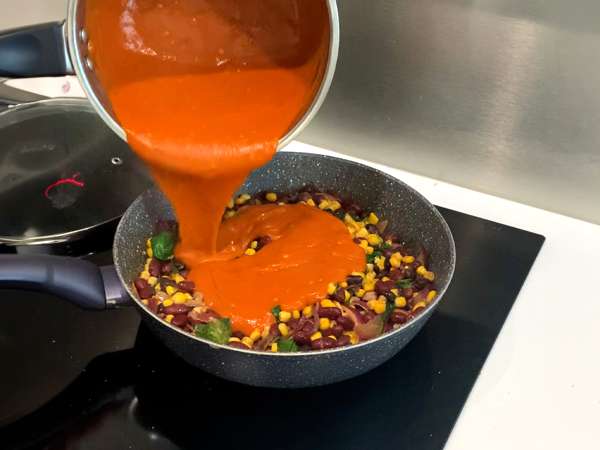 Vejetaryen enchiladas - Hazırlık adım 2