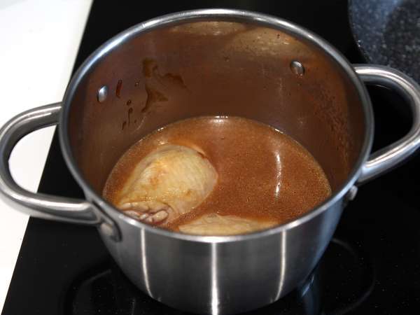 Amerikan tarzı ızgara peynirli maksi sandviç: tavuk, avokado, pastırma - Hazırlık adım 2