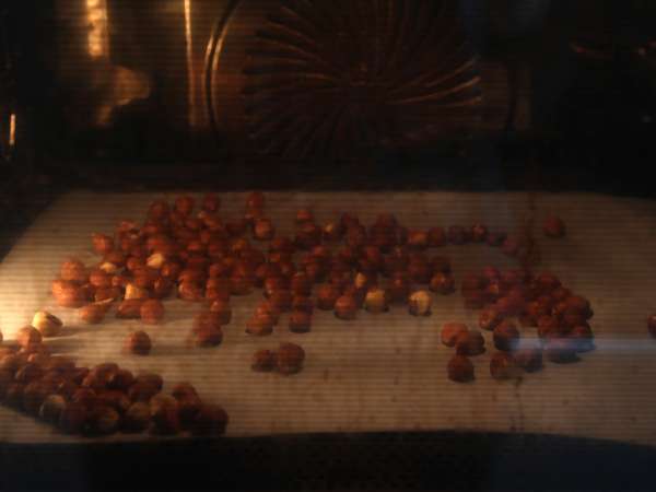 Ev yapımı Ferrero tarzı rochers - Hazırlık adım 1