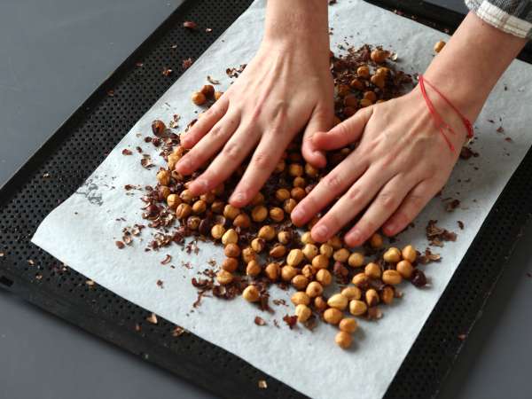 Ev yapımı Ferrero tarzı rochers - Hazırlık adım 2