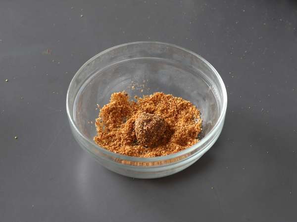 Ev yapımı Ferrero tarzı rochers - Hazırlık adım 7