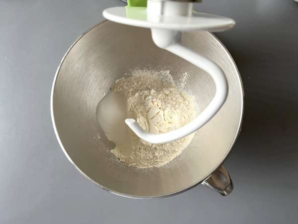 Fırında pişmiş çörekler, sağlıklı ama lezzetli versiyon - Hazırlık adım 2