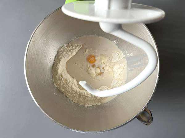 Fırında pişmiş çörekler, sağlıklı ama lezzetli versiyon - Hazırlık adım 3