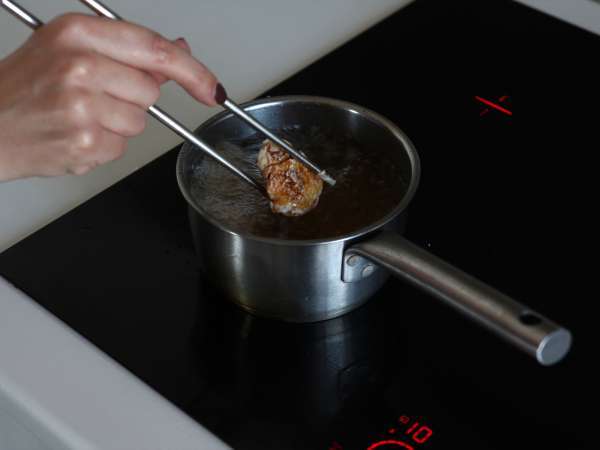 Baharatlı gochujang soslu Kore usulü kızarmış tavuk - Dakgangjeong - Hazırlık adım 7