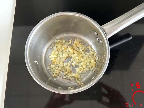 Hindistan cevizi sütü ile pilav nasıl yapılır? - Hazırlık adım 2