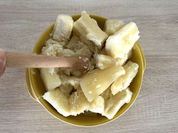 Kremalı ve kolay manyok püresi - Hazırlık adım 3