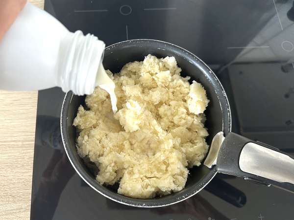 Kremalı ve kolay manyok püresi - Hazırlık adım 4