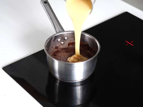 Brigadeiro de colher, bayram günlerinin en popüler tatlısı! - Hazırlık adım 2