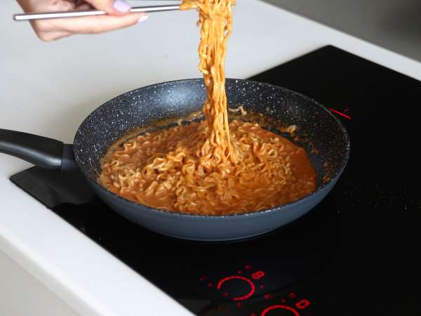 Peynirli Buldak nasıl pişirilir? Hızlı ve kolay tarif! - Hazırlık adım 7