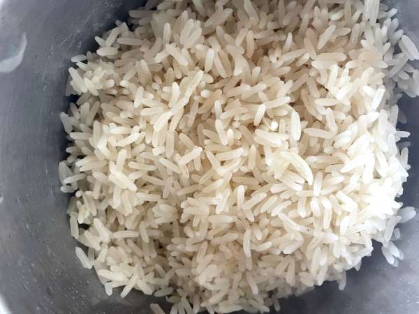 Kırmızı fasulye ve pastırmalı pilav: tipik bir Küba yemeği - Hazırlık adım 6