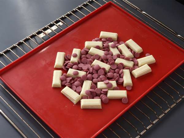 Kişiye özel çikolata, Anneler Günü için son dakika hediye fikri! - Hazırlık adım 1