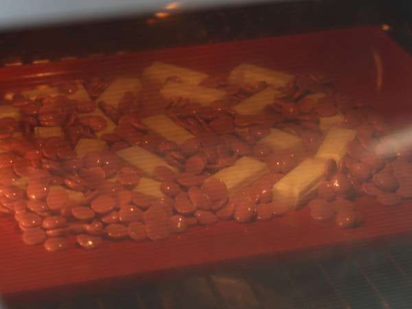 Kişiye özel çikolata, Anneler Günü için son dakika hediye fikri! - Hazırlık adım 2