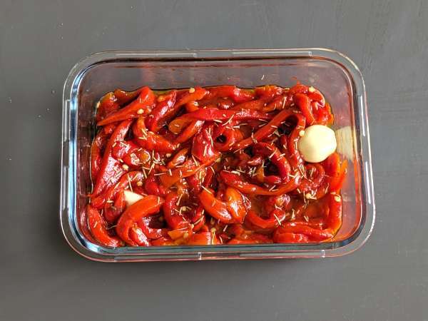Fritözde közlenmiş biber salatası - Hazırlık adım 5