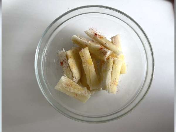 Havada kızartılmış manyok: çıtır çıtır ve sağlıklı bir atıştırmalık - Hazırlık adım 3