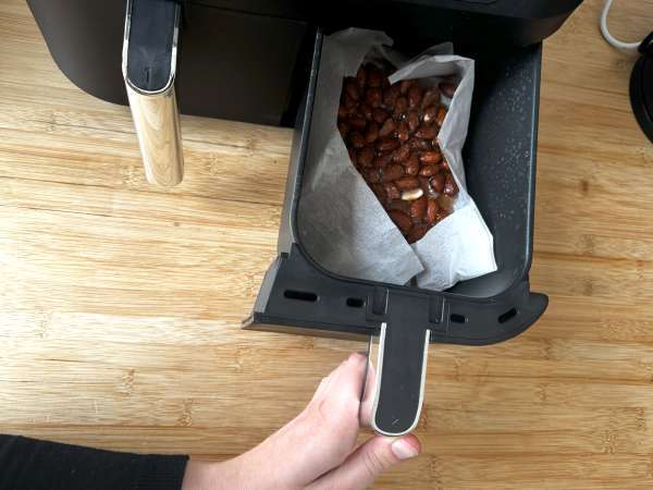 Air Fryer ile Bademli Chouchous! (Pralinler) - Hazırlık adım 3