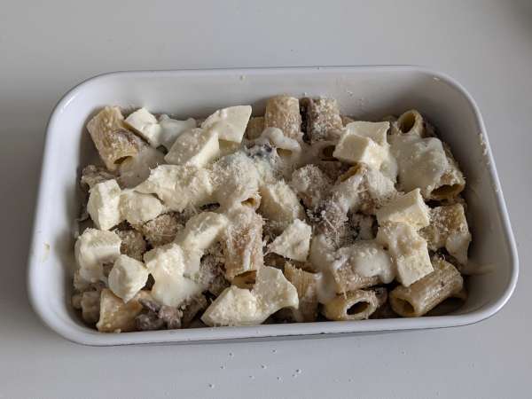 Pasta al forno ai funghi: Sonbahar için mükemmel kremalı ve lifli tarif - Hazırlık adım 8