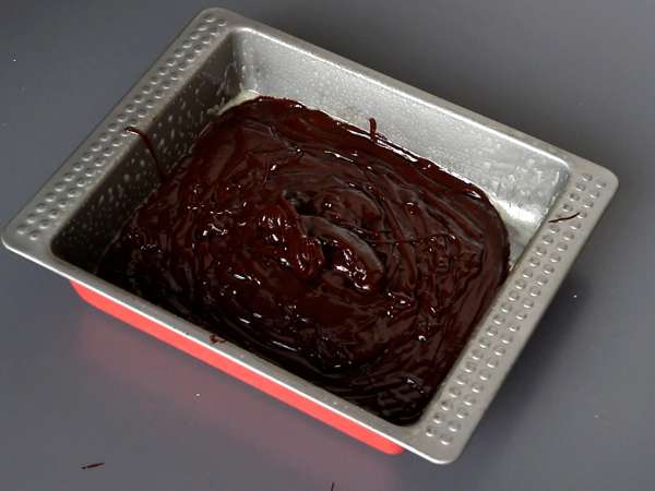 Brownie'nizi çikolatalı çam kozalağına dönüştürün! - Hazırlık adım 3