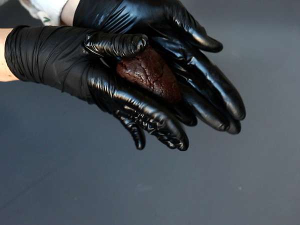 Brownie'nizi çikolatalı çam kozalağına dönüştürün! - Hazırlık adım 5