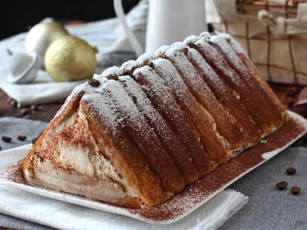 Kahve severler için kalıpsız Tiramisu şekilli kütük - Hazırlık adım 10
