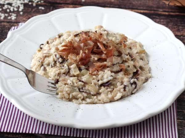 Kremalı ve lezzetli radika, pastırma ve philadelphia risotto - Hazırlık adım 8