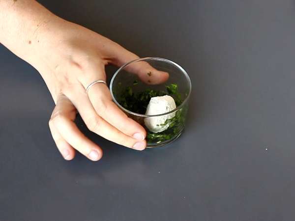 Aperatifler için peynir topları - Hazırlık adım 4