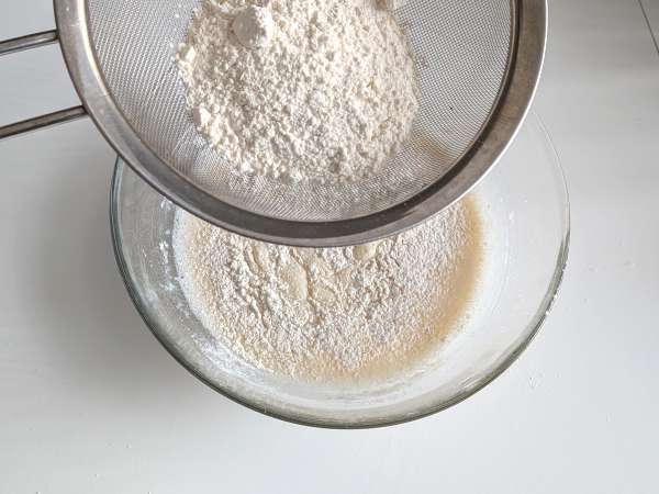 Crespelle ricotta ve mantar: her durum için mükemmel kremalı vejetaryen tarif - Hazırlık adım 1