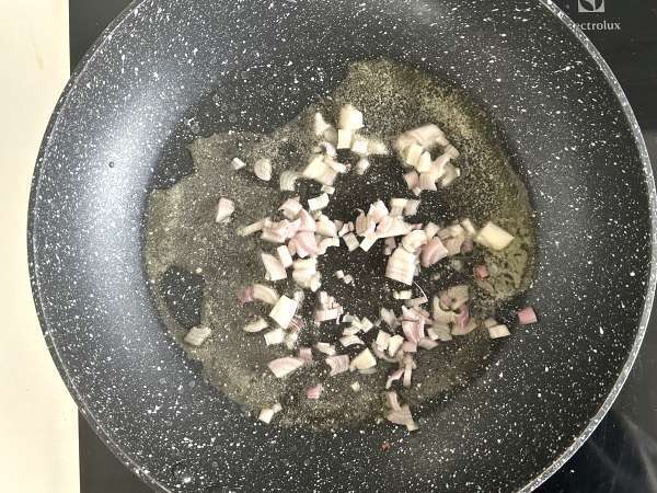 Ispanaklı ve mantarlı börek - Hazırlık adım 4