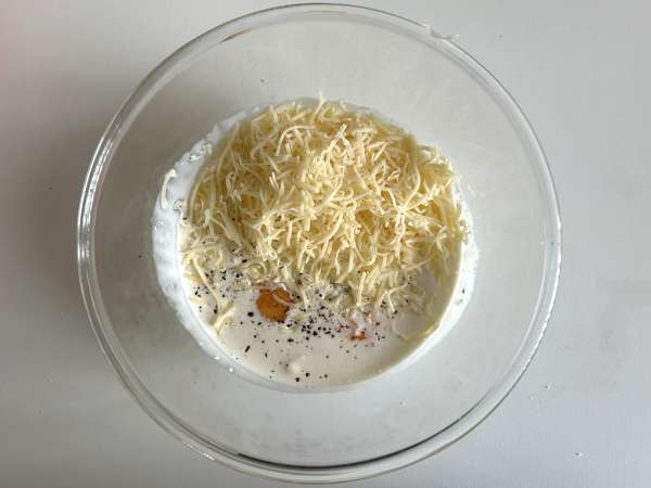 Ispanaklı ve mantarlı börek - Hazırlık adım 8