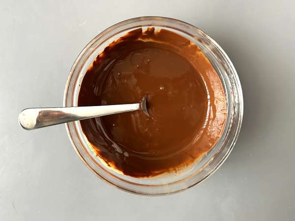 Antep fıstıklı ve mandalinalı çikolata, kış için mükemmel bir tatlı ikramı! - Hazırlık adım 4