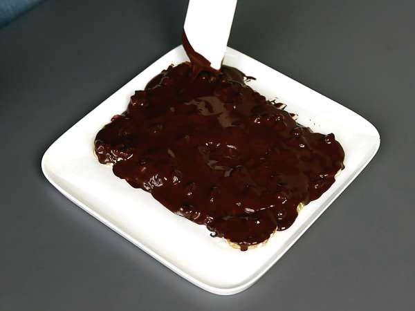 Antep fıstıklı ve mandalinalı çikolata, kış için mükemmel bir tatlı ikramı! - Hazırlık adım 7