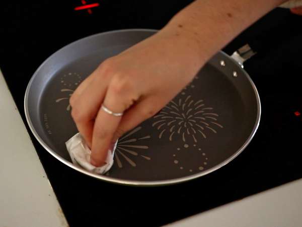 Çikolatalı ve fıstıklı krep tagliatelle! - Hazırlık adım 3