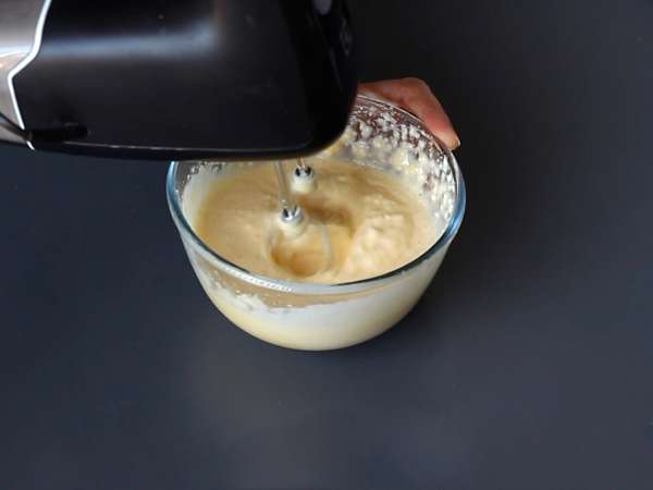 Yaban mersinli crumble kek: fondan, yumuşaklık ve çıtırlığı bir araya getiren kek! - Hazırlık adım 4