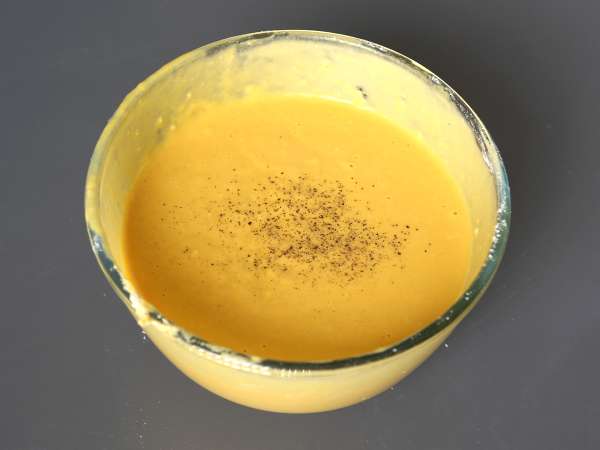 Balkabaklı tuzlu jambonlu ve beyaz peynirli brownie: geri dönüşüm çorbası için mükemmel tarif! - Hazırlık adım 1