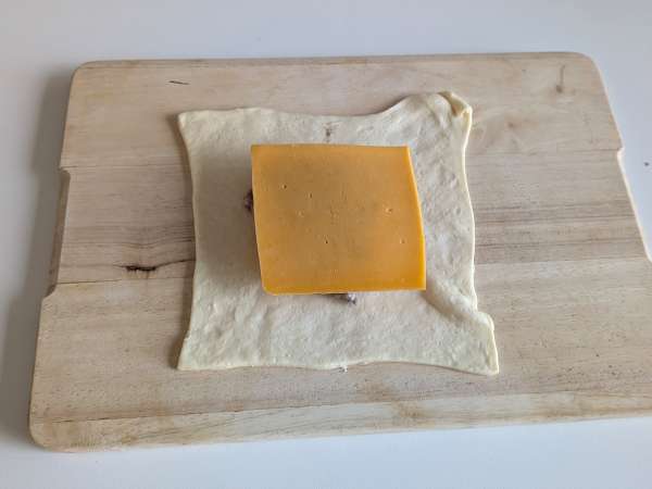 Havalı fritöz burger ekmeği: hızlı ve lezzetli bir akşam yemeği için harika - Hazırlık adım 5