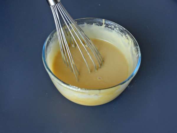 Ekstra fondanlı baş aşağı muzlu kek - Hazırlık adım 6