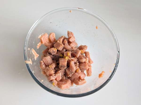 Burrata ve kremalı, çıtır antep fıstıklı somon lazanya - Hazırlık adım 1