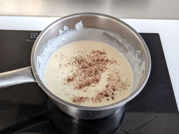 Burrata ve kremalı, çıtır antep fıstıklı somon lazanya - Hazırlık adım 4