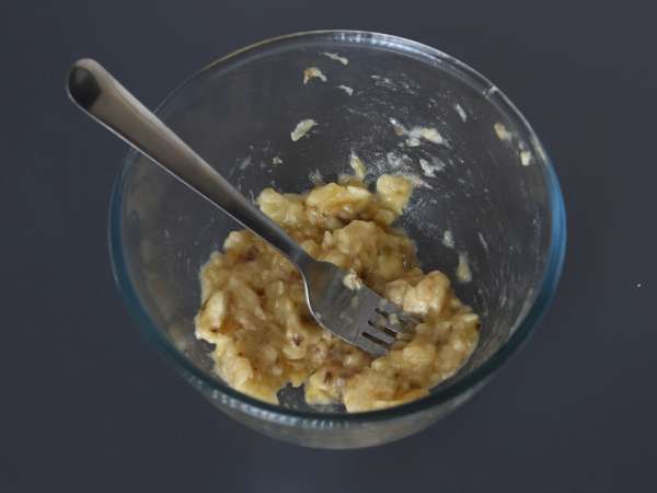 Ekstra gurme muzlu ve çikolatalı kekler - Hazırlık adım 1